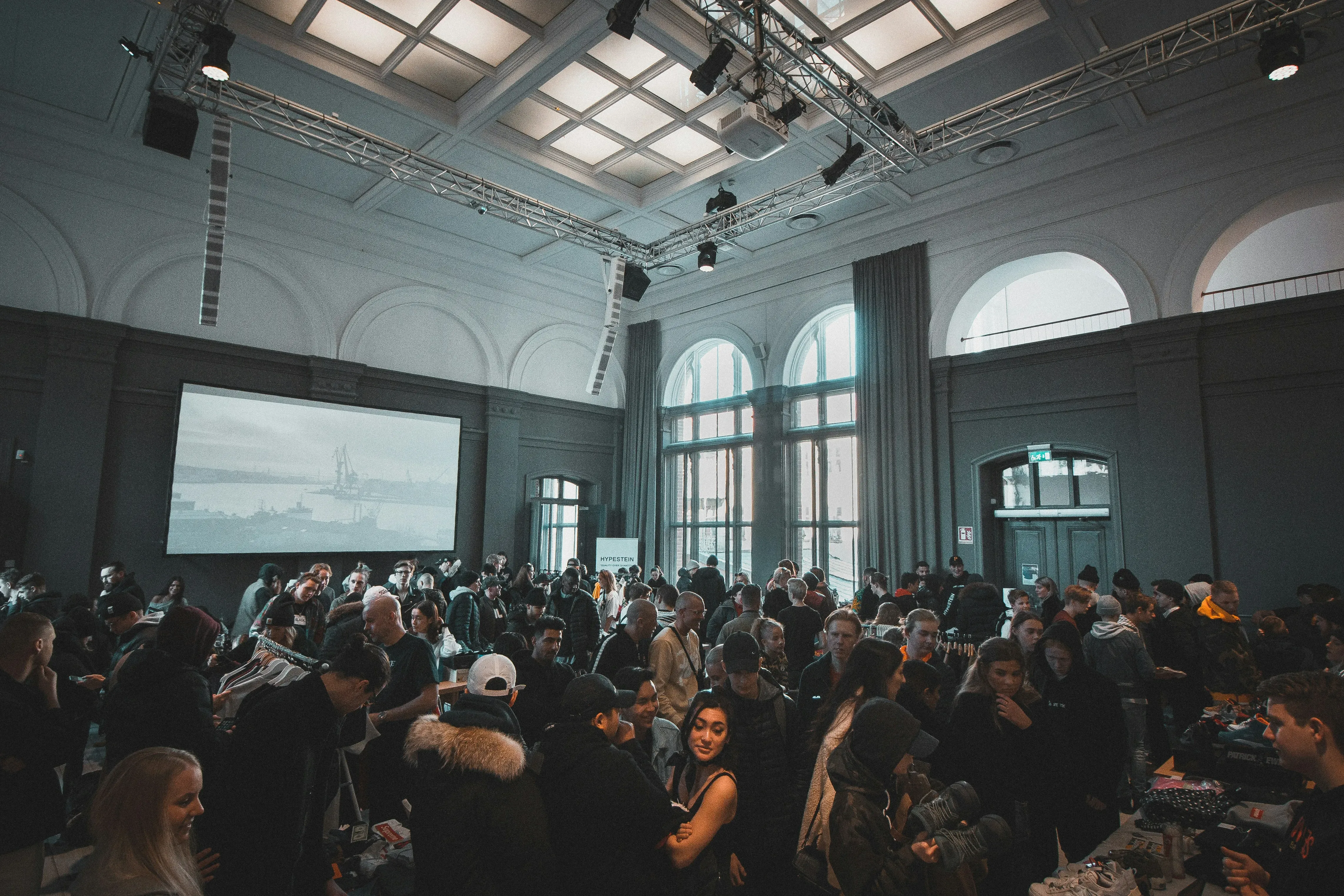 Große Veranstaltung mit Musik